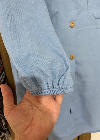 Düğmeli Mavi Kadın Gömlek - Görsel 2