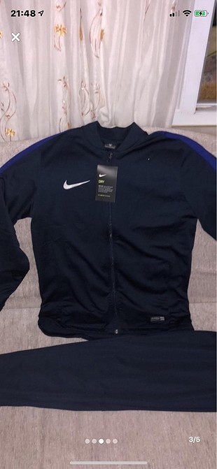 m Beden Orjinal Erkek NIKE DRY-FiT EŞOFMAN TAKIMI