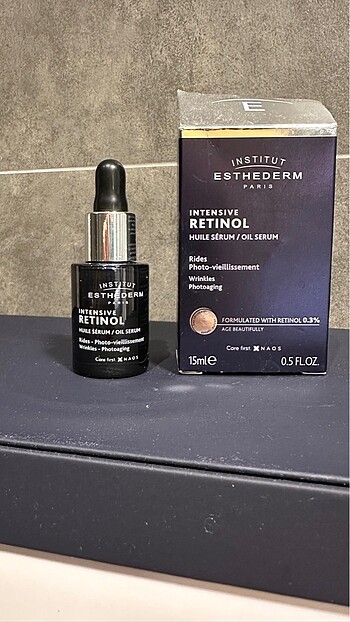 Institut Esthederm intensive retinol