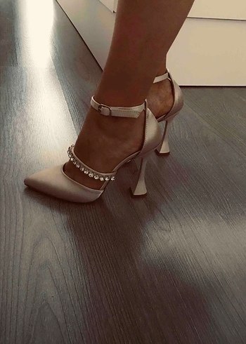 Diğer Beyaz Topuklu Kadın Abiye Ayakkabı