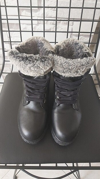 LC Waikiki Kadın bot