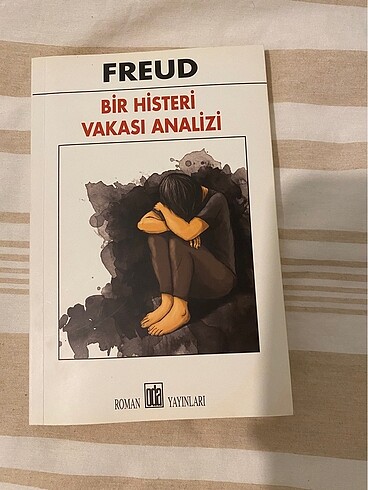 Bir Histeri Vakası Analizi - Freud