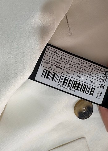 Düğmeli Beyaz Kadın Blazer - Görsel 5