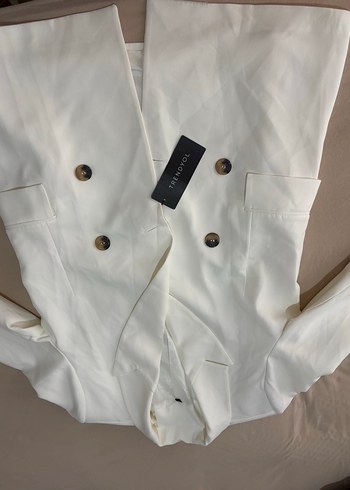 Düğmeli Beyaz Kadın Blazer - Görsel 7