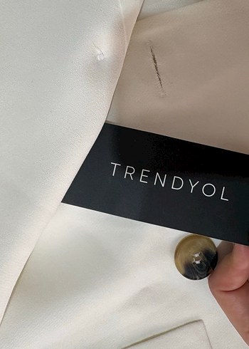 Düğmeli Beyaz Kadın Blazer - Görsel 6