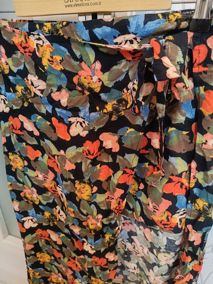 Bohem Tarz Uzun Batik Desenli şort etek - Görsel 2