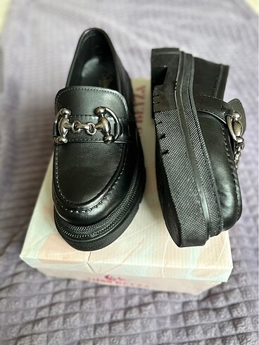 Klasik loafer ayakkabı