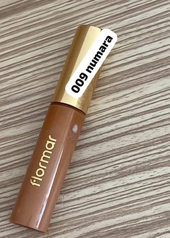 Flormar 009 Numaralı kapatıcı