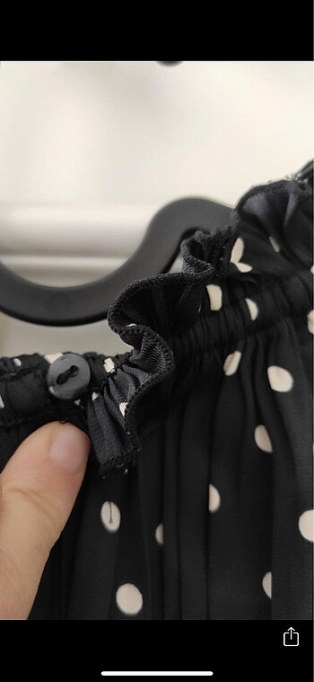 34 Beden siyah Renk H&M Saten Bluz