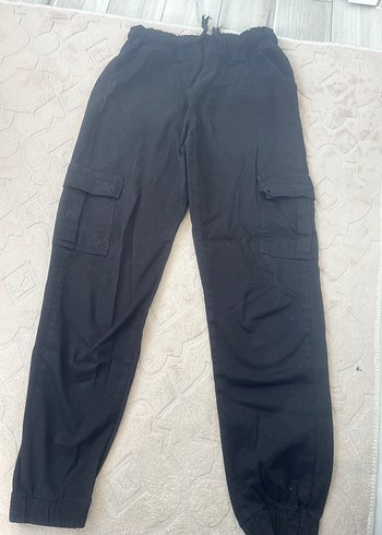 Siyah Cep Detaylı Kot Pantolon