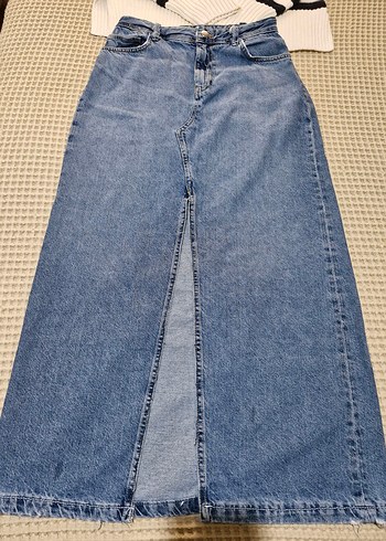 Çizgili Triko ve Midi Kot Etek Kombini - Görsel 5