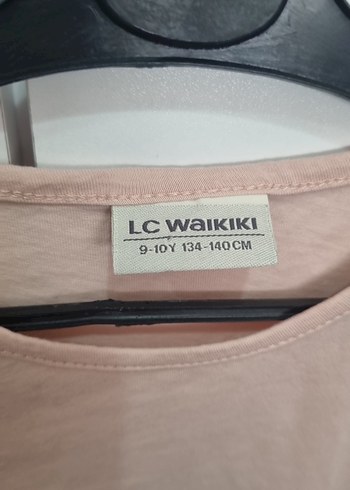 LC Waikiki Kız Çocuk Pembe Fırfırlı Kısa Kollu Tişört