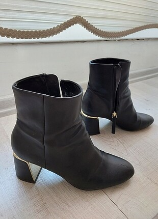 Zara kadin bot