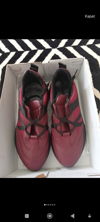 38 Beden Yüksek taban bordo sneaker