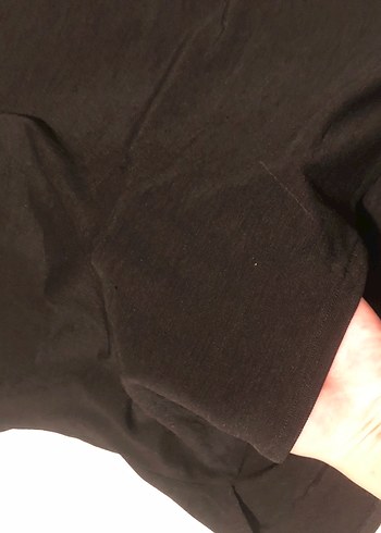 Siyah V Yaka Kolsuz bluz - Görsel 2