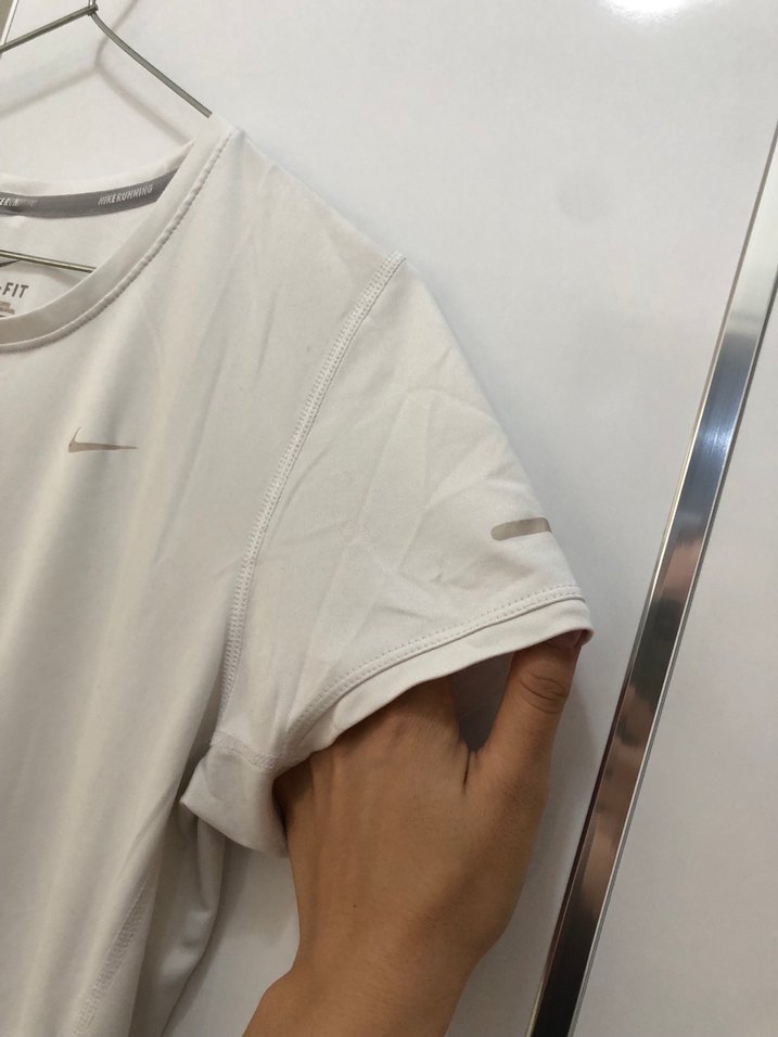 Kadın Beyaz Kısa Kollu Spor Tişört - Görsel 4