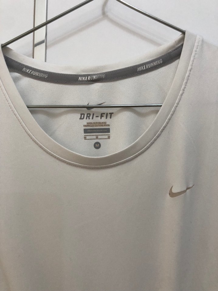 Kadın Beyaz Kısa Kollu Spor Tişört - Görsel 2