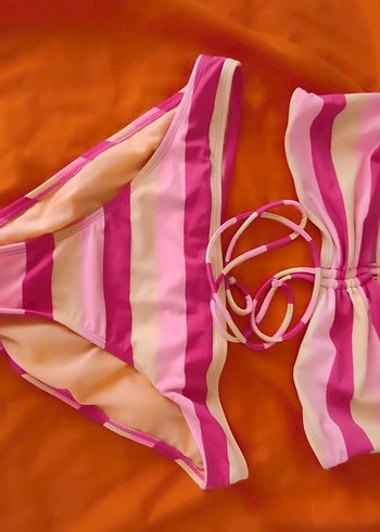 Pembe Çizgili Bantlı Bikini Takımı