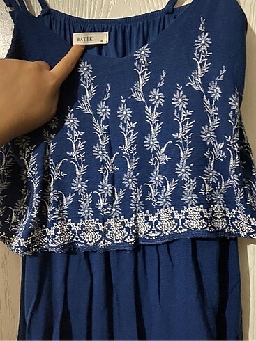Batik Batik mavi renkli elbise