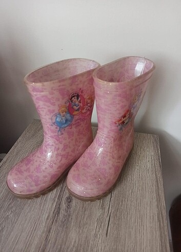 25 Beden pembe Renk Disney çocuk yagmur çizmesi 