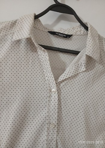 Pamuklu Beyaz Düğmeli Kısa Kollu Gömlek - Görsel 2