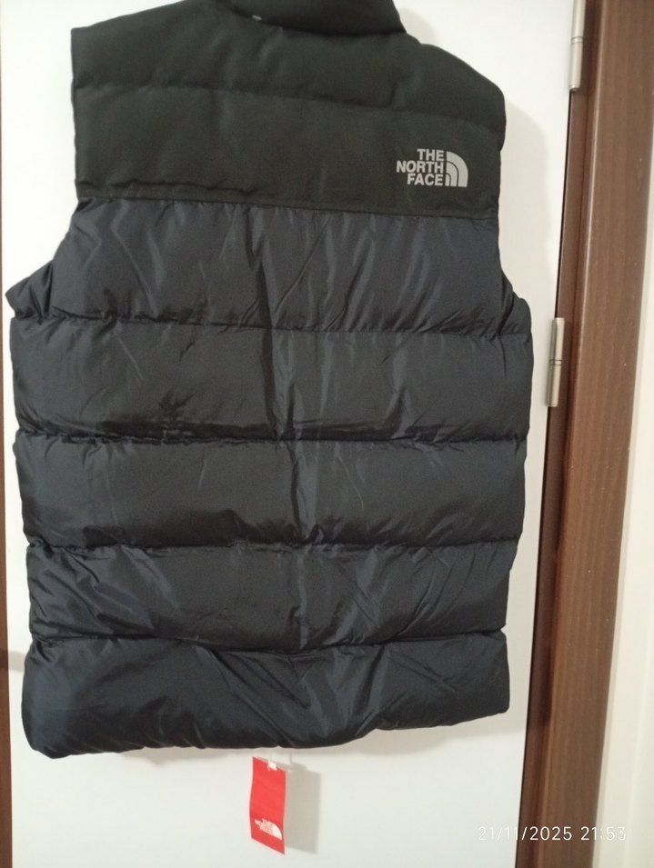 The North Face Siyah Kolsuz Şişme Yelek - Görsel 5