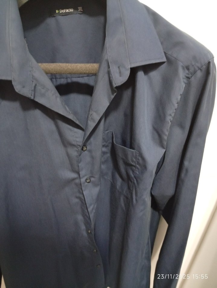 Erkek Lacivert Düğmeli Uzun Kollu Gömlek - Görsel 3