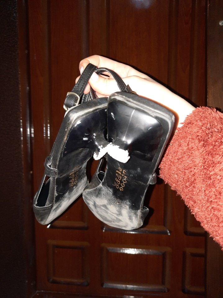 Siyah Tokalı İnce Topuk Kadın Ayakkabı - Görsel 3