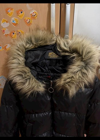 Siyah Kürklü Kadın Kışlık Mont - Görsel 2