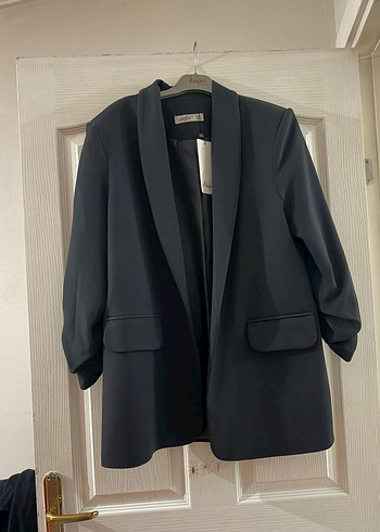 Siyah kol detayli Kadın Blazer Ceket - Görsel 3