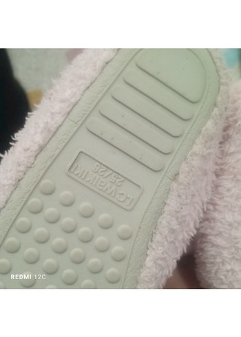 Kızlar için Pembe Kürklü Sıcak Terlik - Görsel 2