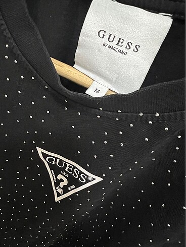 m Beden Guess tşört