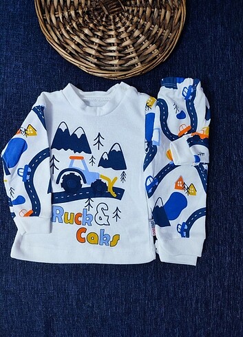 Diğer Bebek pijama takım 1-3ay pamuk