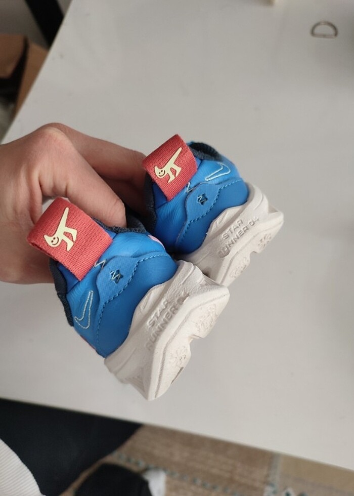 Orjinal erkek bebek nike spor ayakkabı 25 numara  - Görsel 2
