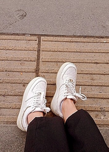 BERSHKA AYAKKABI 