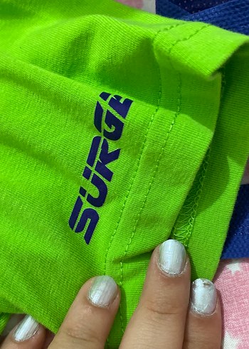 Renkli Baskılı Yeşil Kedi Tişörtü - Görsel 3