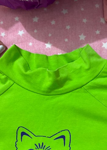 Renkli Baskılı Yeşil Kedi Tişörtü - Görsel 7