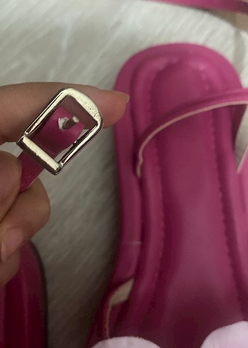 Shoebellas Beyaz Çiçek Detaylı Kadın Sandalet - Görsel 7