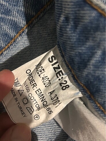 28 Beden Jean..