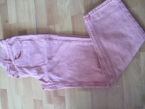 Pembe boyfriend jean