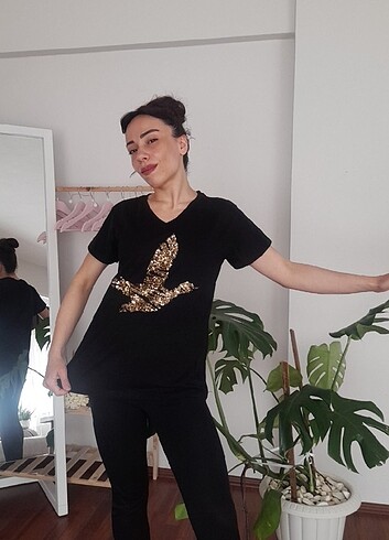 s Beden Siyah Pullu T shirt