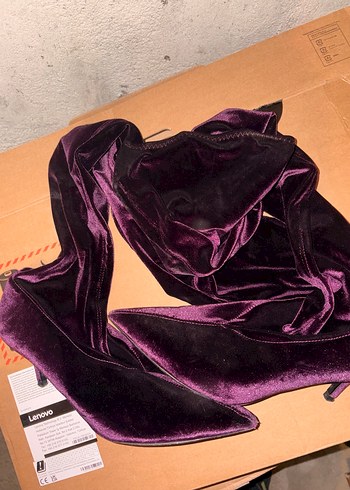 Mor Kadın Diz Üstü Drapeli İnce Topuklu Çizme - Görsel 3