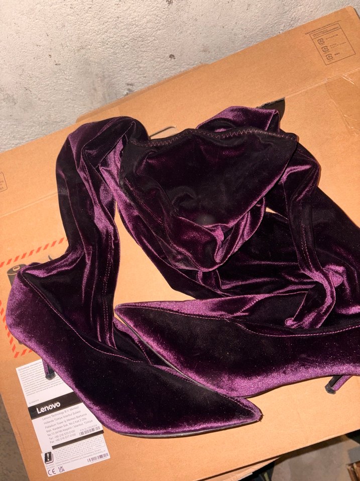 Mor Kadın Diz Üstü Drapeli İnce Topuklu Çizme - Görsel 3