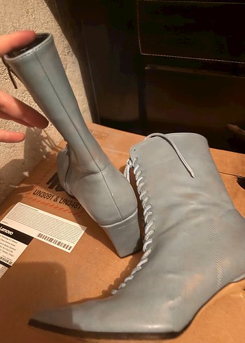 Gri Deri Bağcıklı Stiletto Topuklu Kadın Bot - Görsel 4