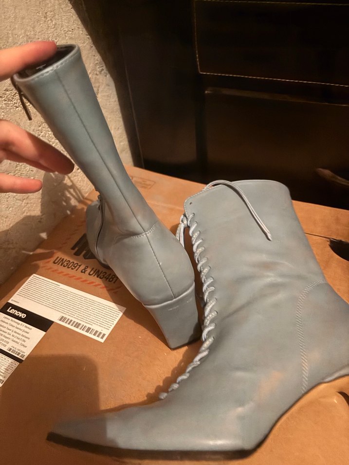 Gri Deri Bağcıklı Stiletto Topuklu Kadın Bot - Görsel 4