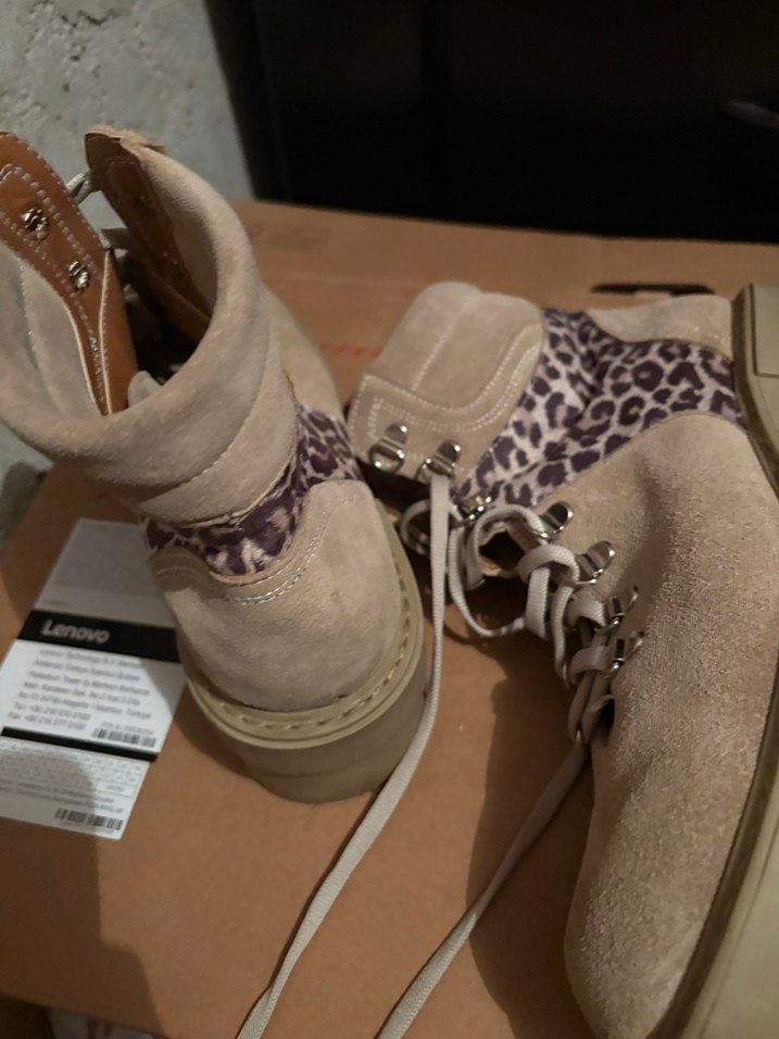 Bej Süet Bağcıklı Kadın Dolgu Topuk Bot - Görsel 3