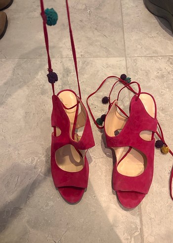 Püsküllü Pembe Süet Yüksek Topuklu Kadın Ayakkabı - Görsel 3