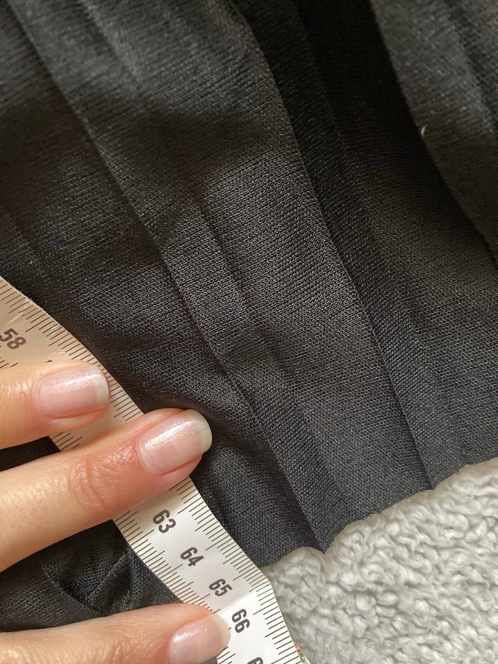 Siyah Pileli Etek - Görsel 4