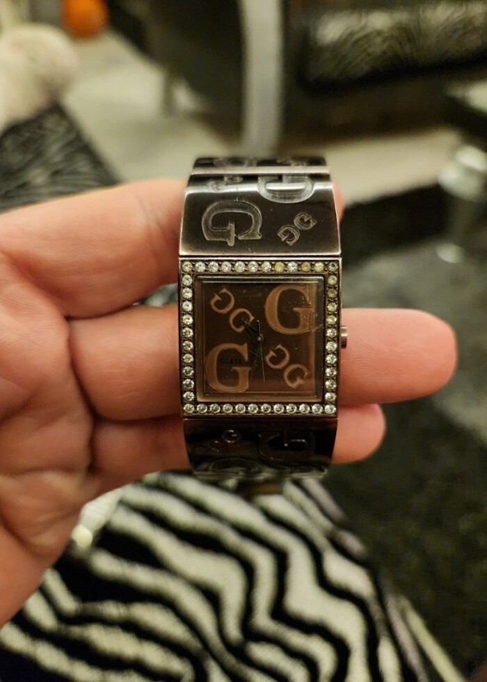 Guess saat  - Görsel 2