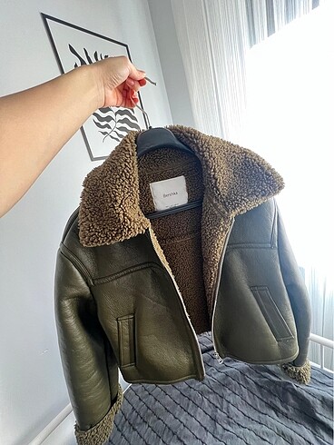 bershka mont